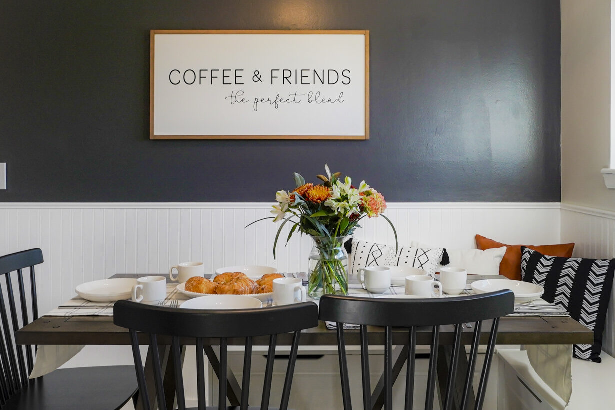 Dining nook at the Coffee Cup Cottage